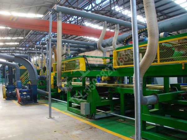 巖棉廠(chǎng)一角